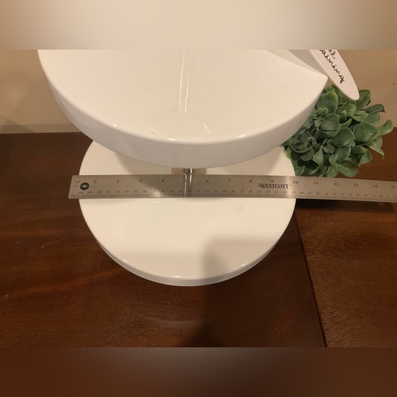 NWT Double Tiered Tray Stand 🪴 - Picture 4 of 5